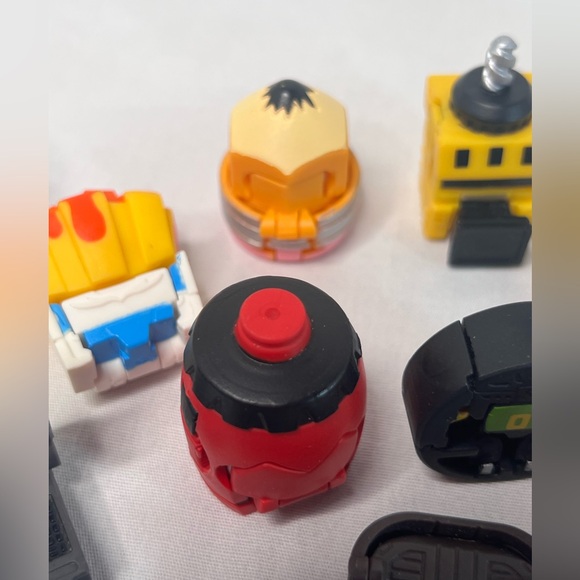 Transformers BotBot Toy Bundle - Picture 9 of 16